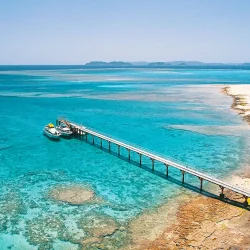 Este arquipélago paradisíaco oferece praias deslumbrantes, mergulho em recifes de coral por explorar e resorts de luxo à beira-mar.